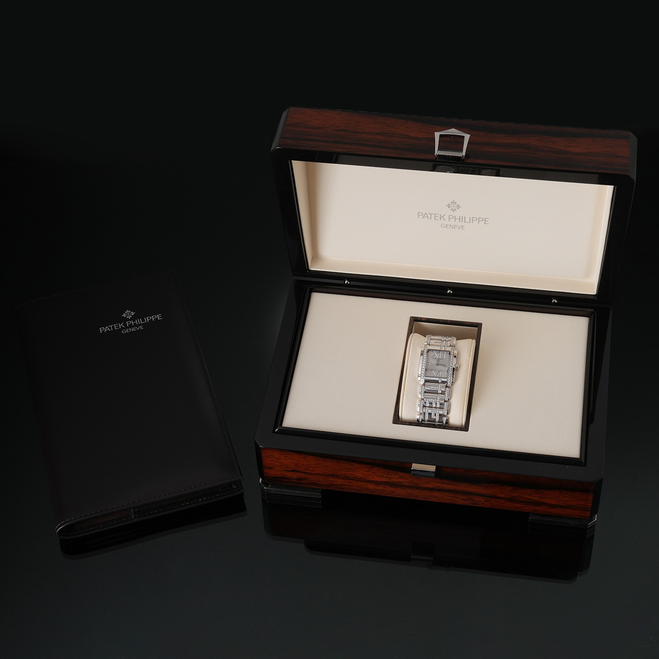 PATEK PHILIPPE(USED)파텍필립 트웬티포 4910/48G-011